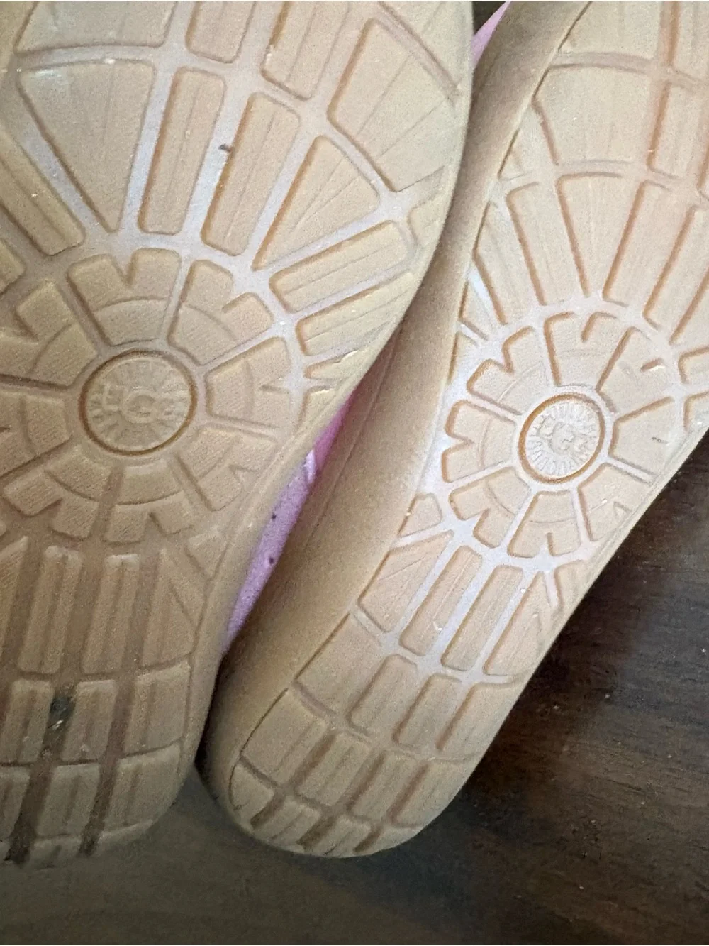 UGG soft pink